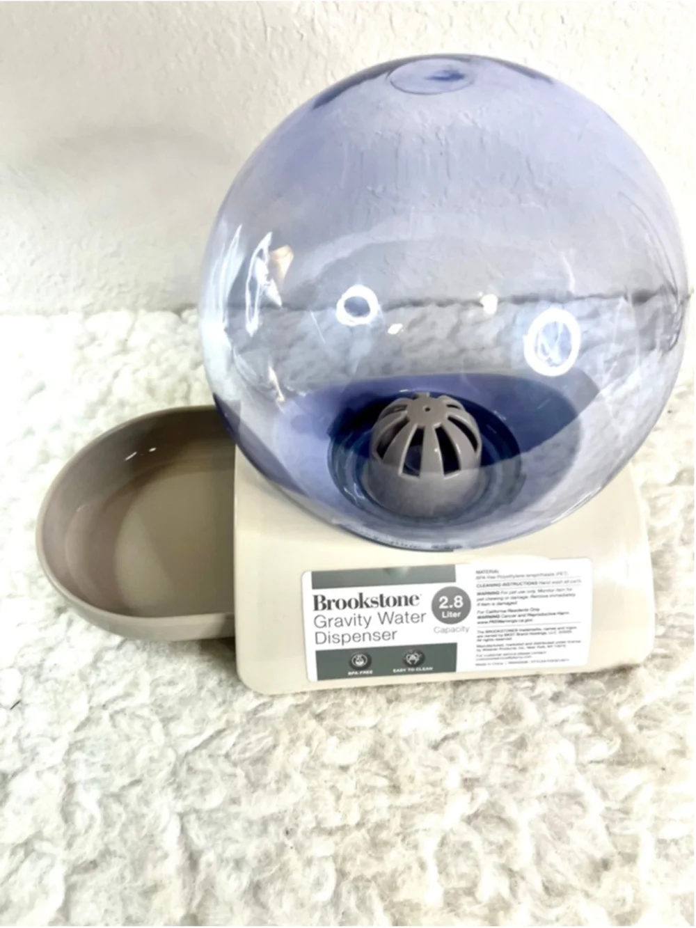 New Brookstone gravity pet water dispenser 2.8 L capacity